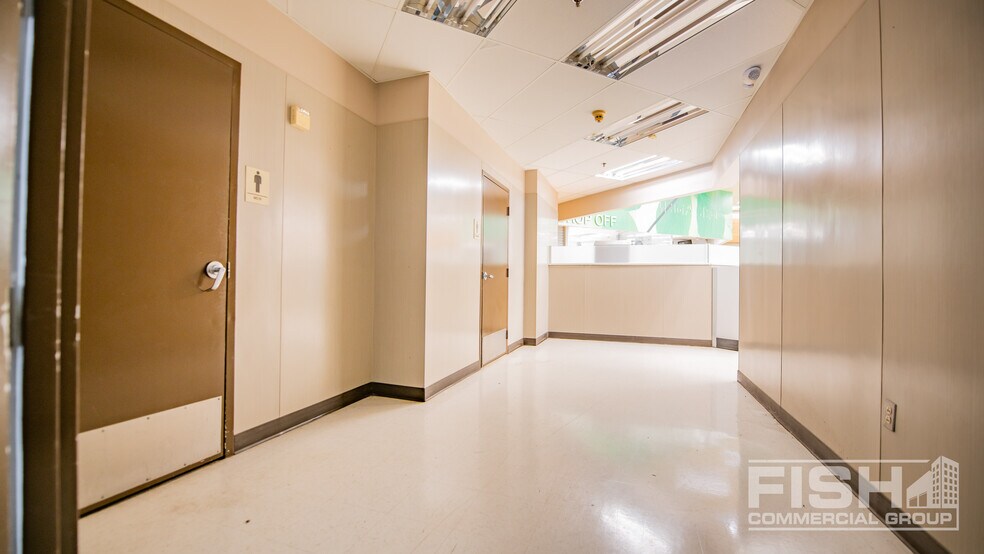 More Photos Of 24 East Ave, Wellsboro Drugstore For Sale