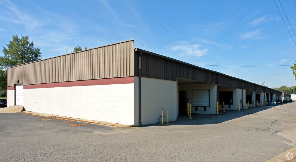 More Photos Of 9403-9417 Burge Ave, Richmond Light Distribution For Lease