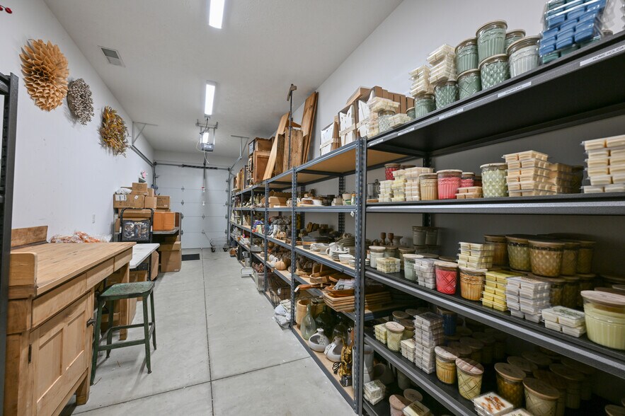 More Photos Of 4434 Wadsworth Rd, Norton Freestanding For Sale