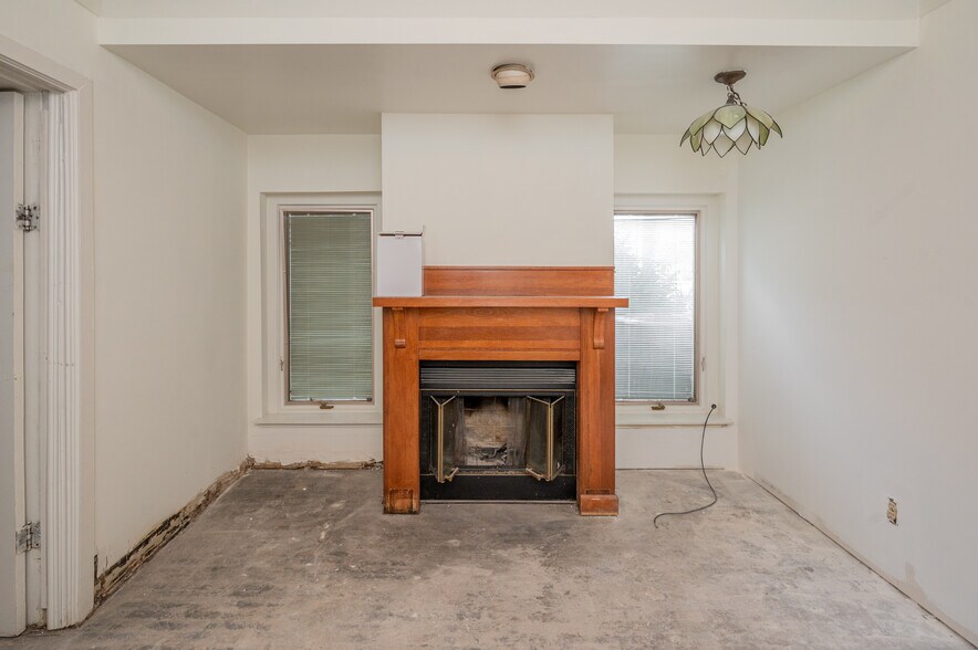 More Photos Of 730 Memorial Dr, Bessemer Medical For Sale