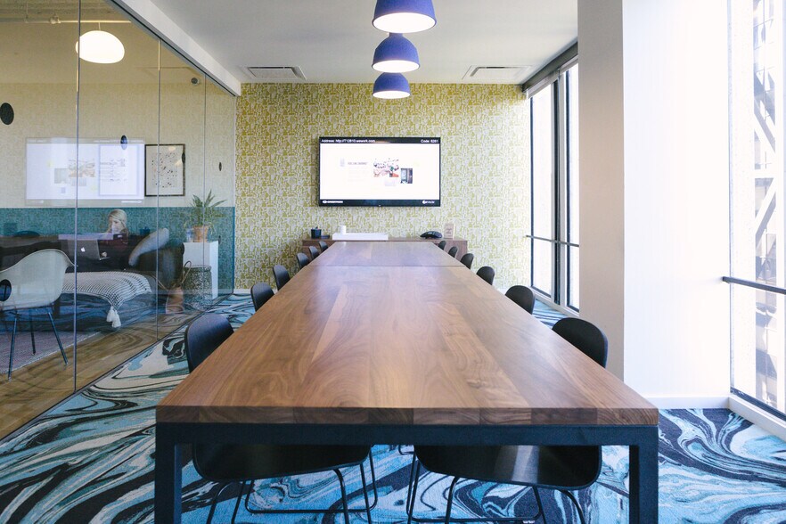 More Photos Of Two Embarcadero Ctr, San Francisco Office For Lease