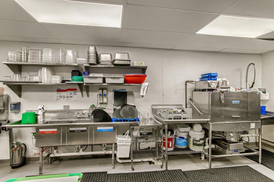 More Photos Of 312 W Main St, St Charles Restaurant For Sale