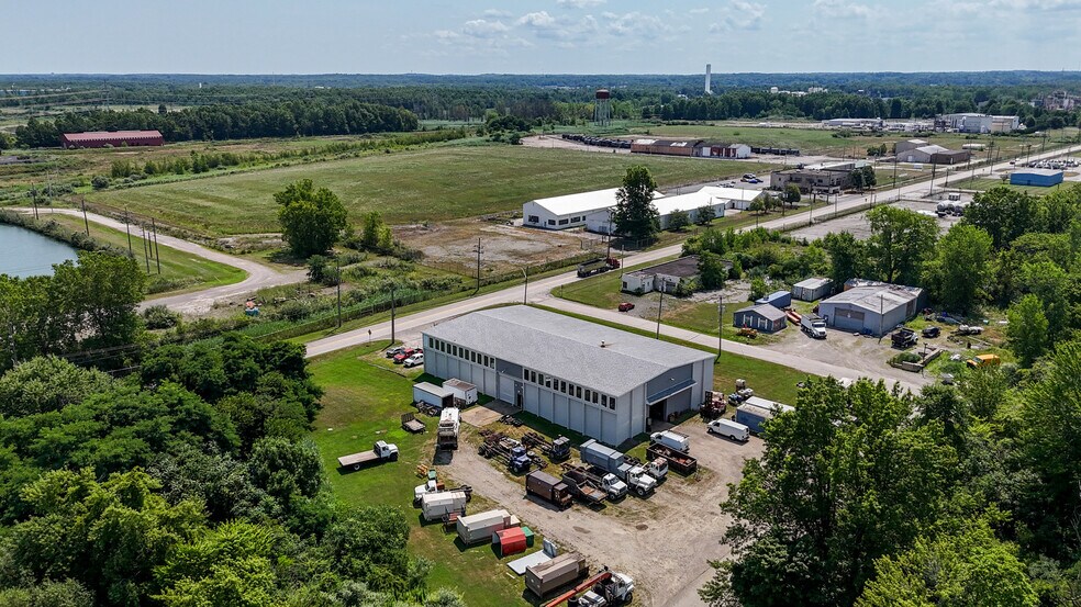 More Photos Of 237 State Rd, Ashtabula Manufacturing For Sale