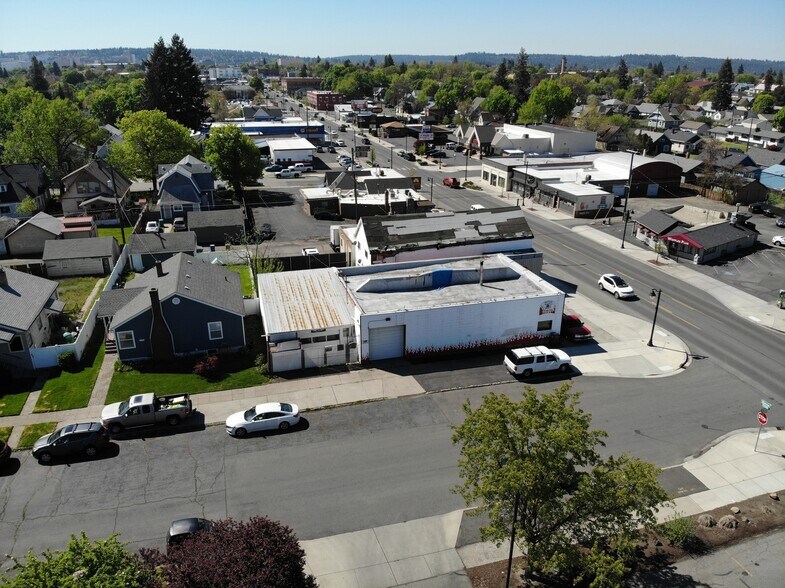 More Photos Of 2624 N Monroe St, Spokane Auto Repair For Sale