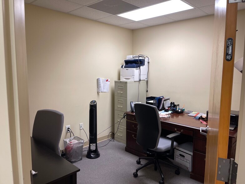 More Photos Of 1502 W NC Highway 54, Durham Office For Lease