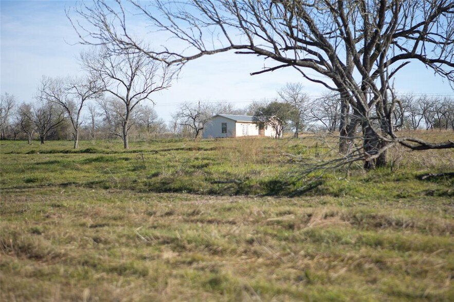 More Photos Of 2095 Bridal Path Rd, Luling Land For Sale