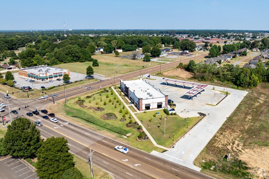 More Photos Of 5048 Getwell Rd, Southaven General Retail For Lease