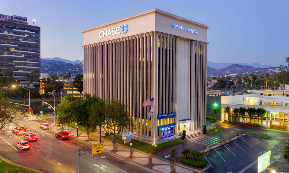 Primary Photo Of 620 N Brand Blvd, Glendale Office For Lease