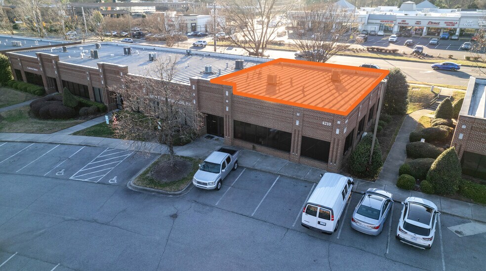 More Photos Of 4210 N Roxboro St, Durham Office For Lease