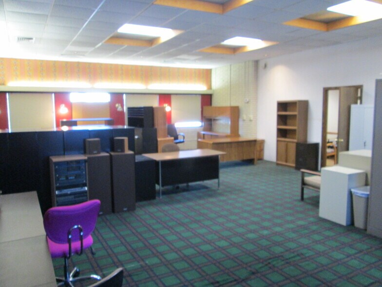 More Photos Of 200 S Water St, Kittanning Office For Sale