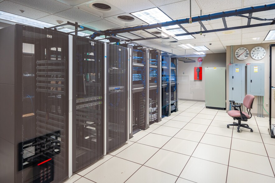 More Photos Of 3400 Morse Xing, Columbus Office For Lease