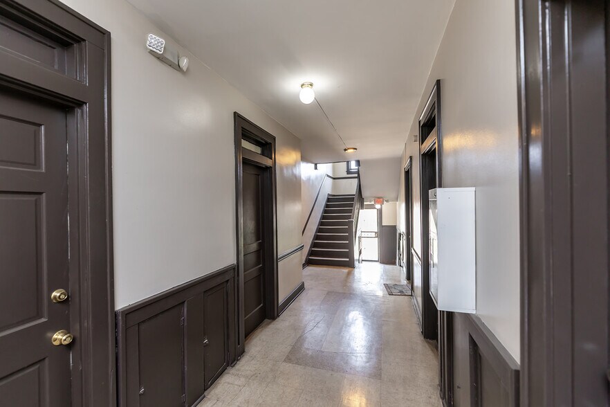 More Photos Of , Memphis Multifamily For Sale