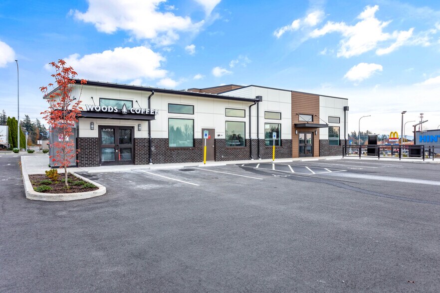 More Photos Of 8151 Guide Meridian Rd, Lynden Restaurant For Lease