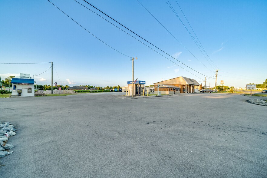 More Photos Of 5716 S NC 41 Hwy, Wallace Freestanding For Sale