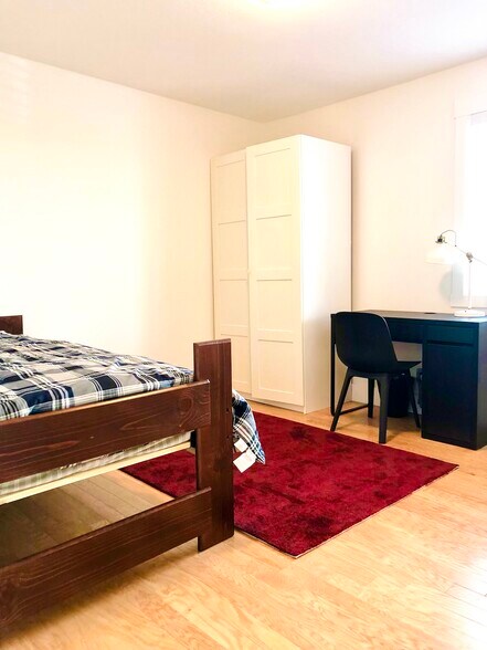 More Photos Of 1628 Tyler St, Berkeley Apartments For Sale