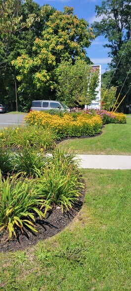 More Photos Of 187 Route 209, Wurtsboro Freestanding For Lease