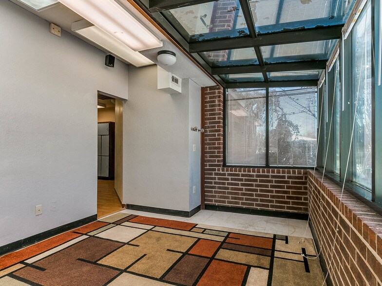 More Photos Of 2820-2828 Linda Ln, Oklahoma City Medical For Sale