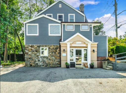 More Photos Of 510 N Broadway, White Plains Office For Sale