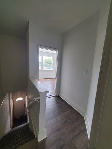 More Photos Of 4926 Marlboro Pike, Capitol Heights General Retail For Lease