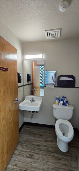 More Photos Of 1100 Gail Gardner Way, Prescott Office For Sale