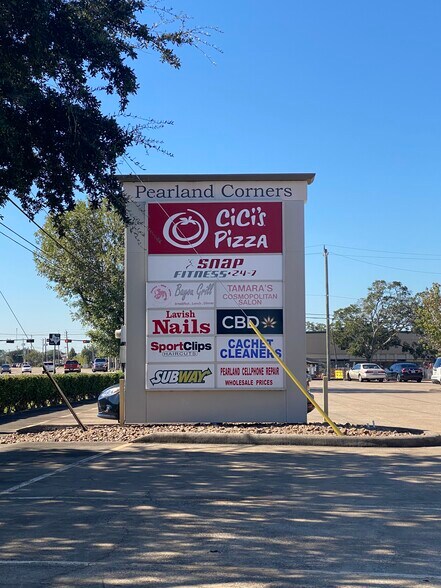 More Photos Of 1615 E Broadway St, Pearland Unknown For Lease