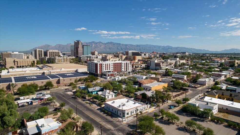 More Photos Of 319 W Simpson St, Tucson Loft Creative Space For Sale