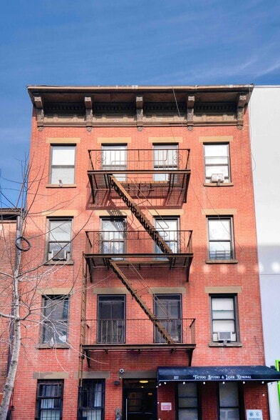Primary Photo Of 377 S 1st St, Brooklyn Apartments For Lease