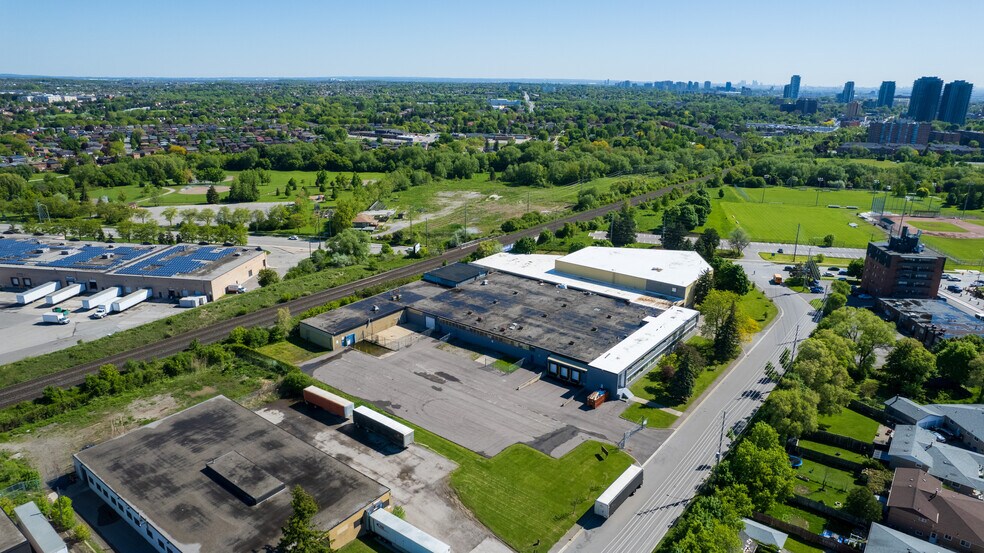 Primary Photo Of 2-8 Holtby Ave, Brampton Warehouse For Lease