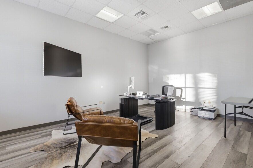 More Photos Of 731-745 Shotgun Rd, Sunrise Light Manufacturing For Sale