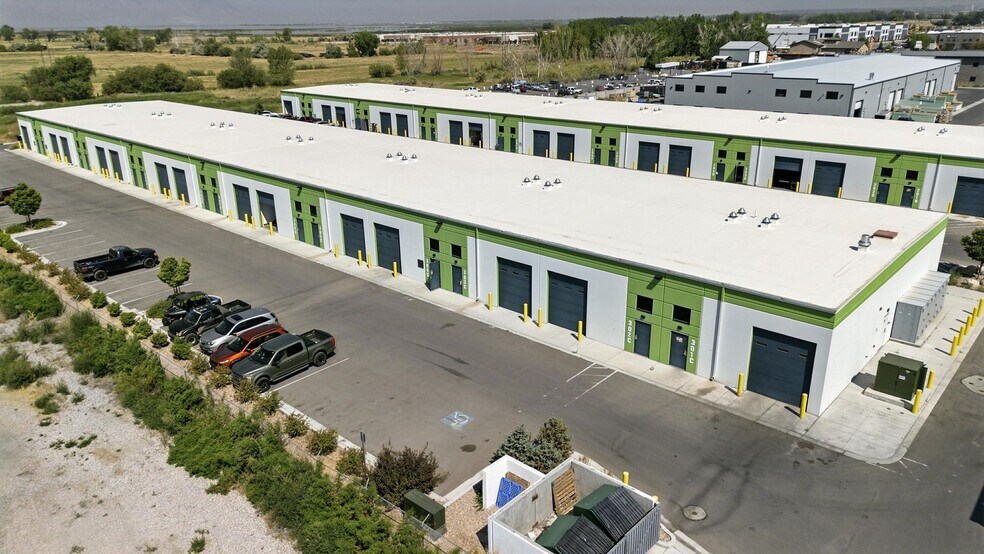 More Photos Of 317 N 2000 W, Springville Warehouse For Lease