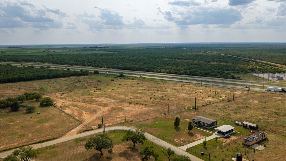 More Photos Of 175 County Road 1151, Pearsall Land For Sale