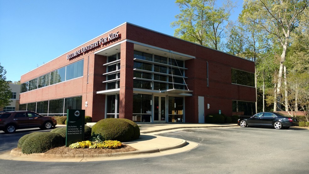 More Photos Of 1000 Crescent Green Dr, Cary Medical For Lease