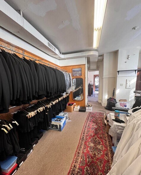 More Photos Of 204 Lancaster St, Albany Storefront Retail Residential For Sale