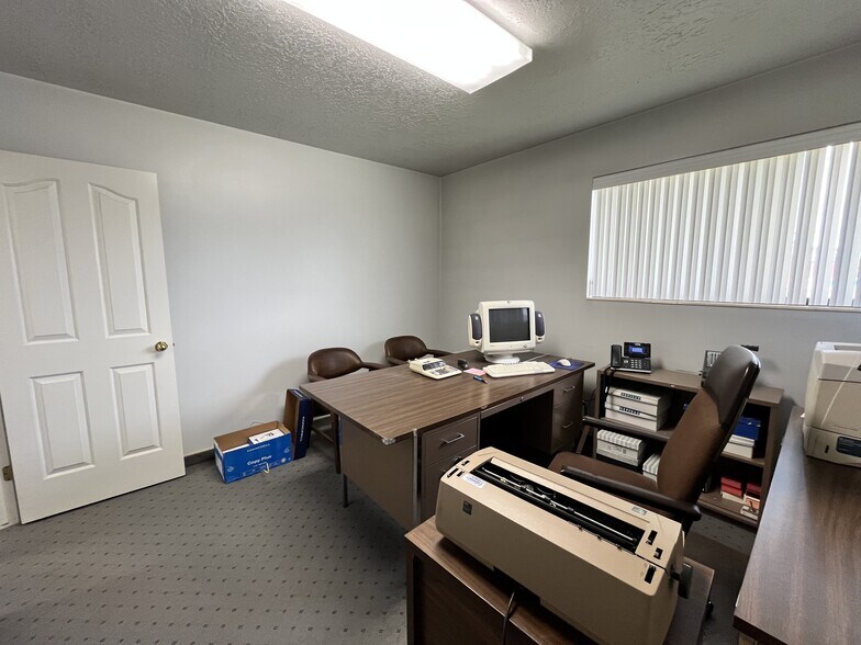 More Photos Of 7105 W 3500 S, Salt Lake City Office For Lease