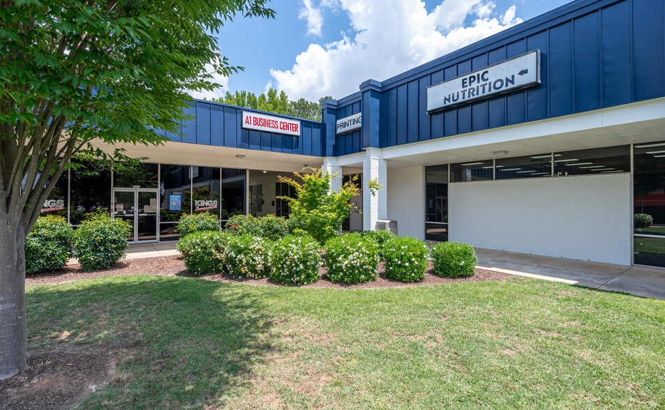 More Photos Of 505-537 Plaza Cir, Garner Unknown For Lease