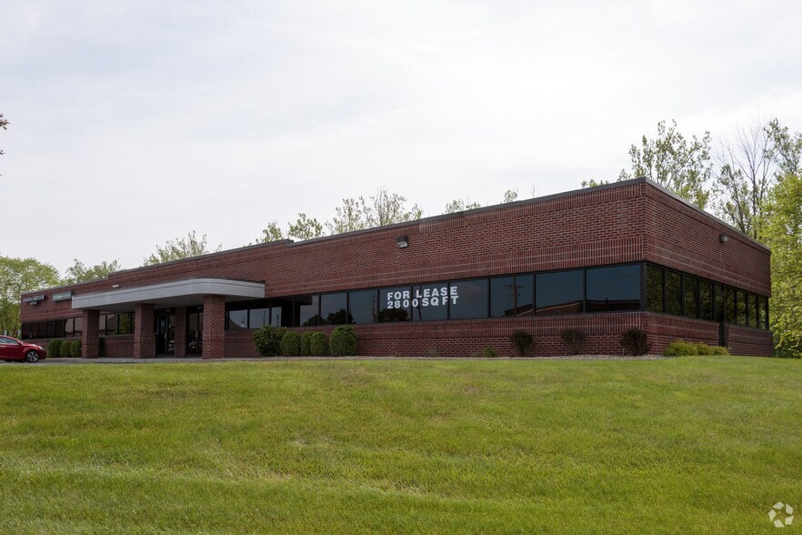 More Photos Of 11411-11415 Overlook Dr, Fishers Office For Lease