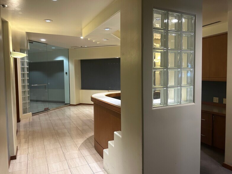 More Photos Of 410 Atkinson Dr, Honolulu Hotel For Lease