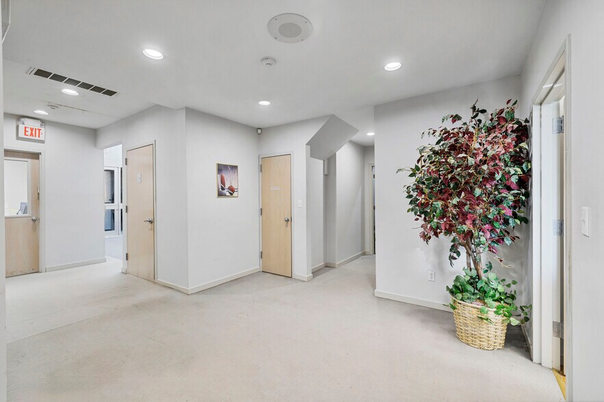 More Photos Of 295 W Route 59, Spring Valley Office Residential For Sale