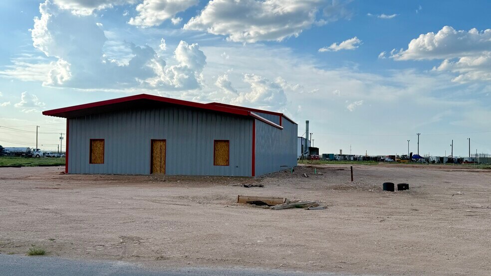 More Photos Of 1714 N FM 1788, Midland Warehouse For Lease