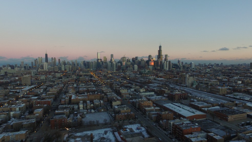 More Photos Of 525-527 N Ashland Ave, Chicago Storefront Retail Residential For Sale