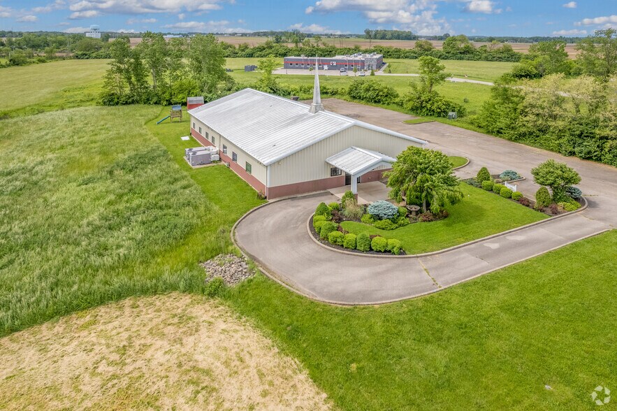 More Photos Of 6701 Ringwood Rd, Oxford Industrial For Lease