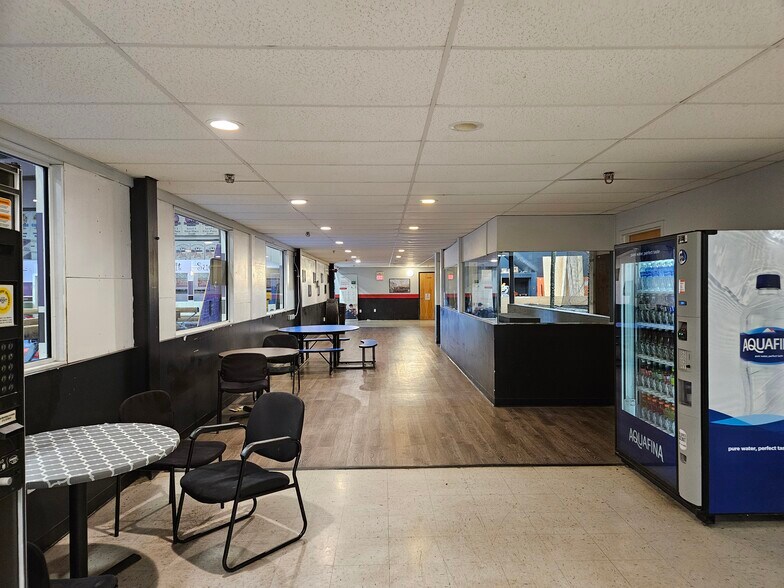 More Photos Of 142 State Route 111, Hampstead Freestanding For Sale