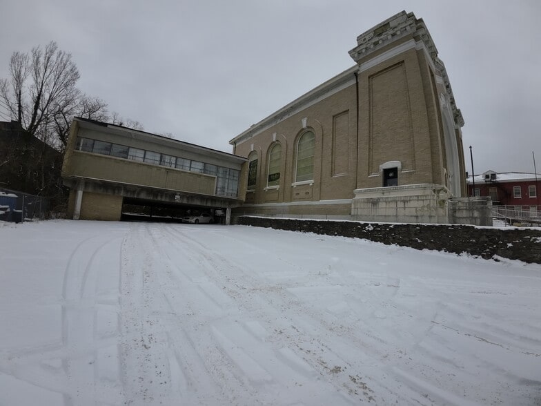 Primary Photo Of 3212 Reading Rd, Cincinnati Religious Facility For Sale