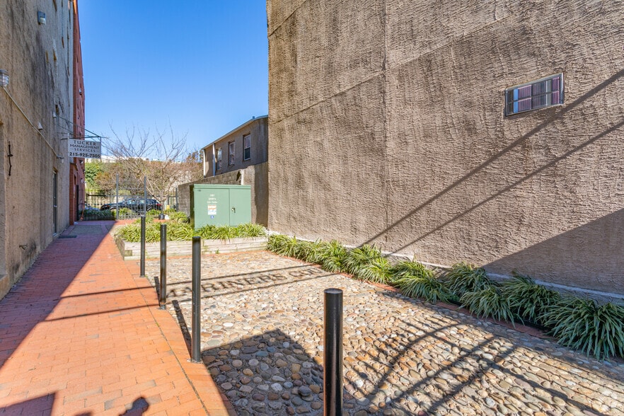 More Photos Of 219-229 Vine St, Philadelphia Apartments For Lease