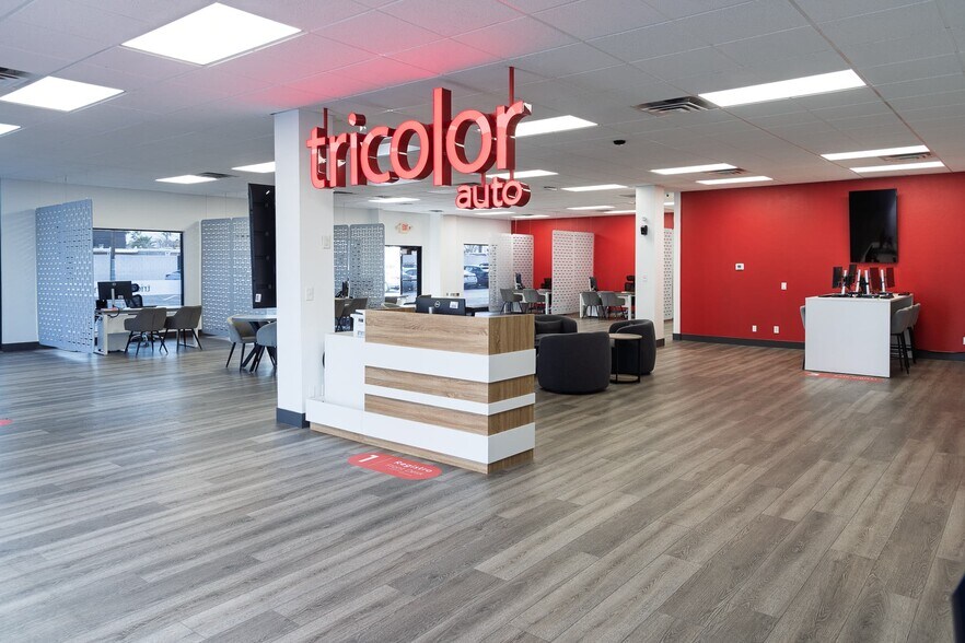 More Photos Of 3105 E Sahara Ave, Las Vegas Auto Repair For Lease