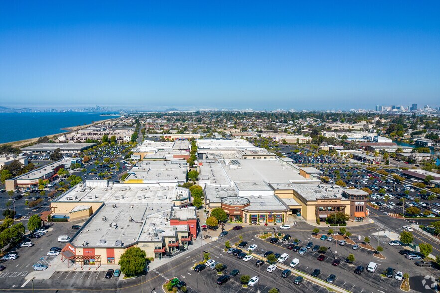 More Photos Of 523-2367 S Shore Ctr W, Alameda Unknown For Lease