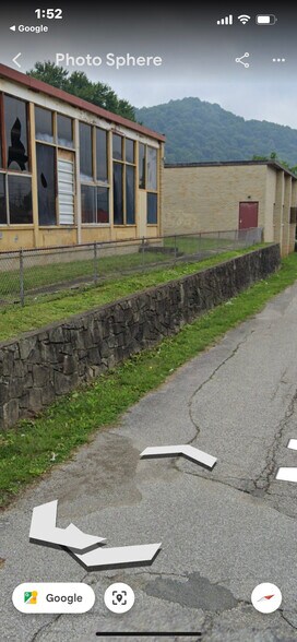 More Photos Of 8902 MacCorkle Ave, Marmet Office For Lease