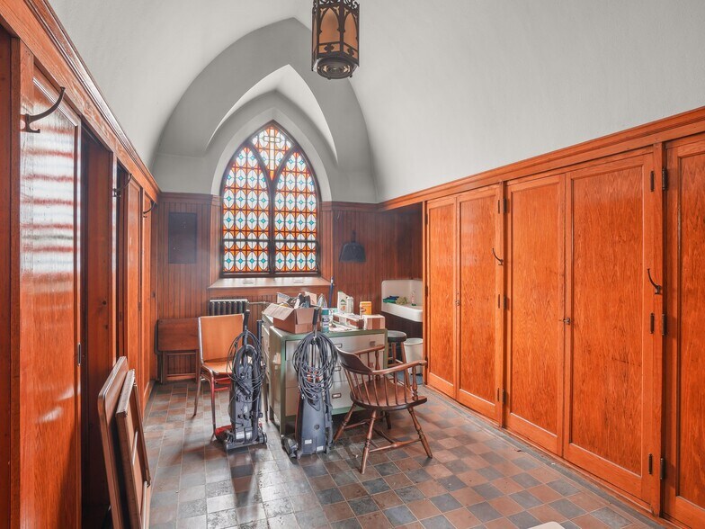 More Photos Of 480 State St, Conneaut Religious Facility For Sale