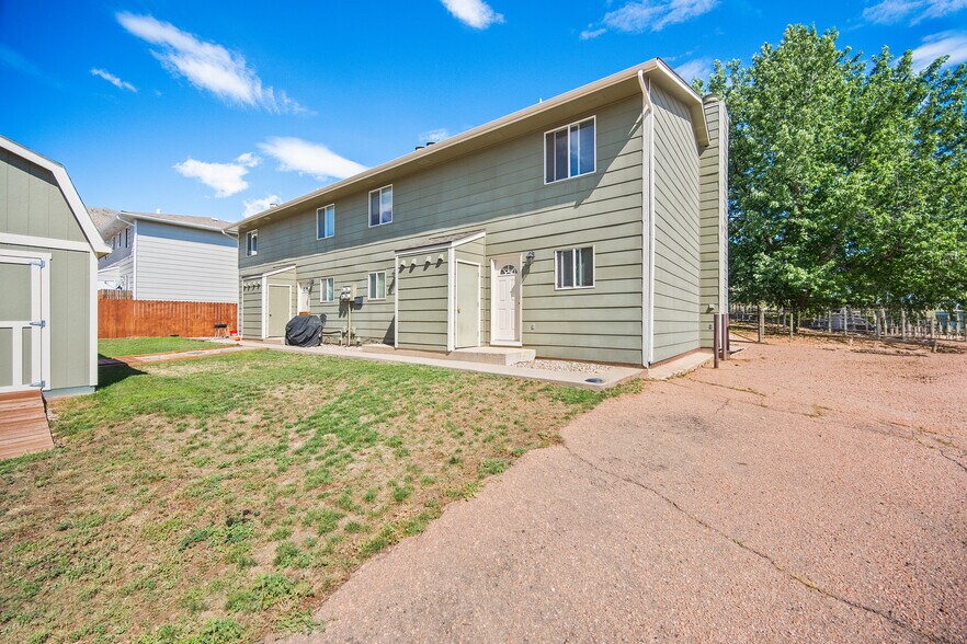 More Photos Of 2350 Split Rock Dr, Colorado Springs Apartments For Sale
