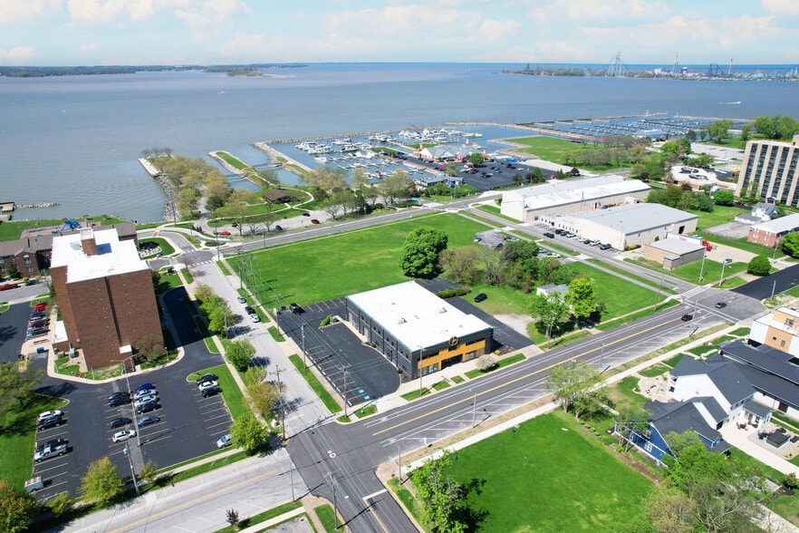 More Photos Of 419 E Market St, Sandusky Hotel For Sale